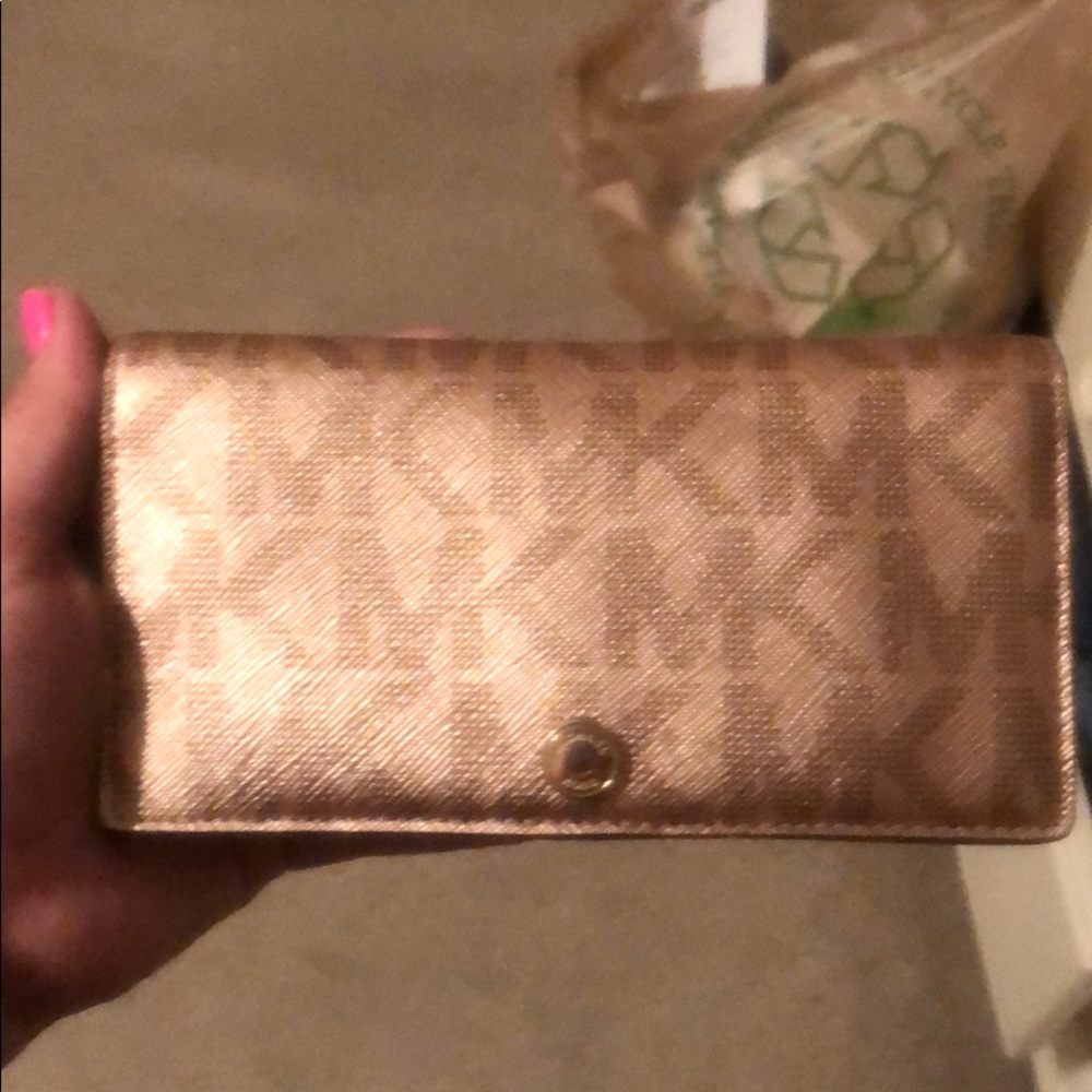 Michael Kors wallet